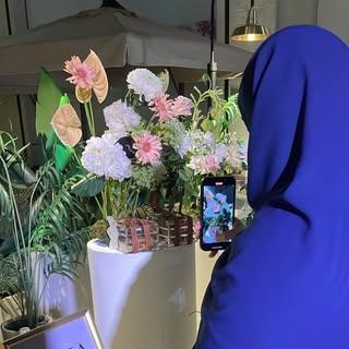 Image of withsarahinqtr